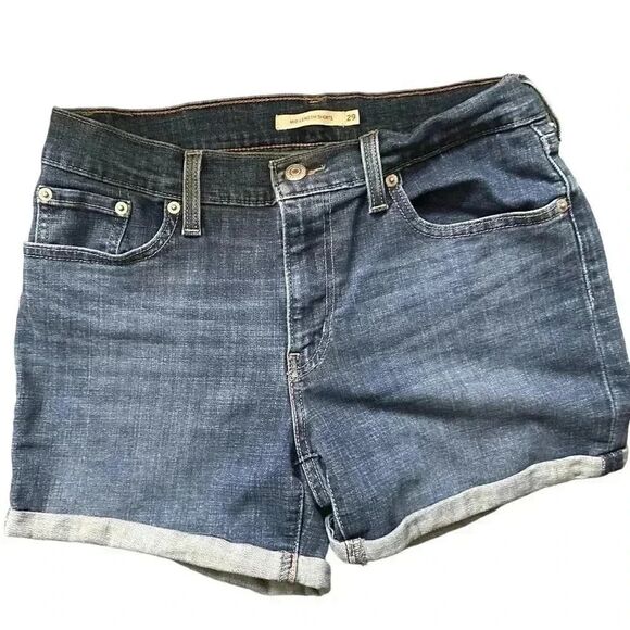 Levi Mid Length Shorts Slim Through The Hip And Thigh Mid rise. Summer is coming - Picture 1 of 7